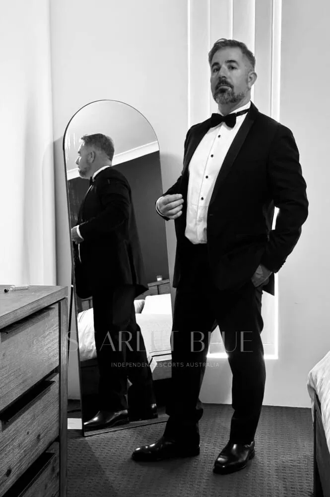 Escorts Perth, Australia Jr Dallas - male Escort 



