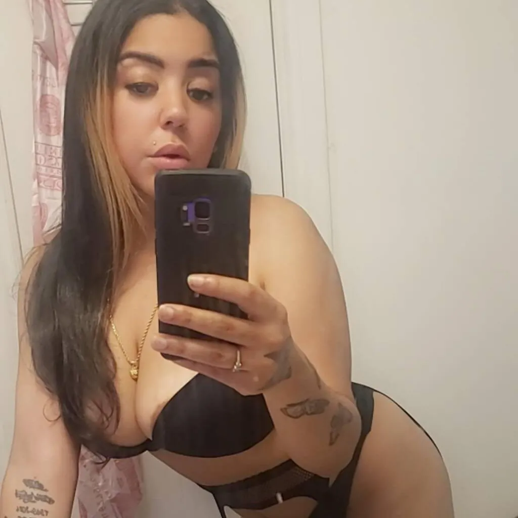 Escorts Ottawa, Ontario melissa | outcall short an long-distance