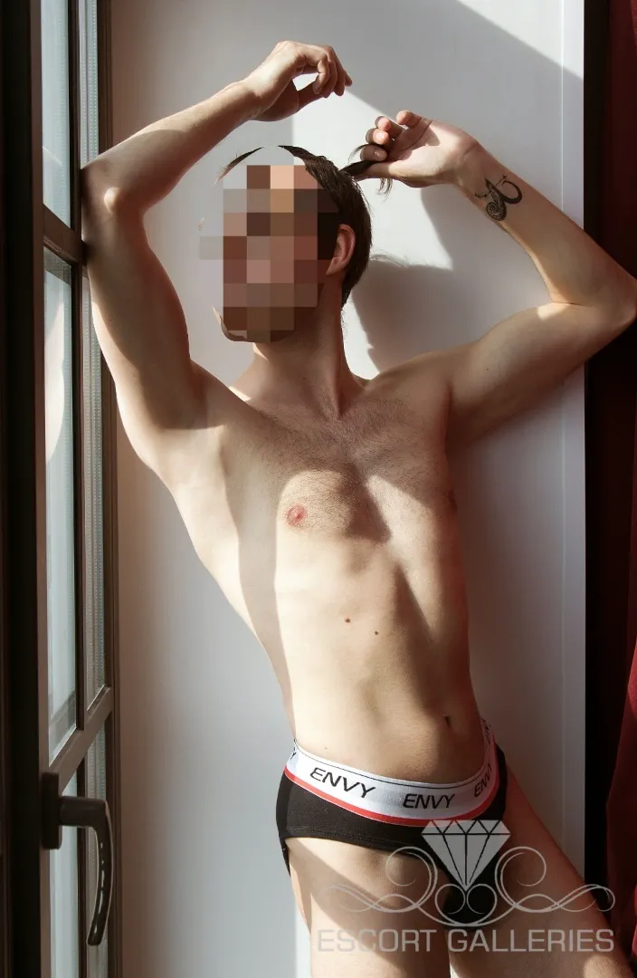 Escorts Saint Petersburg, Russia Alex