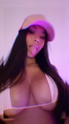 Escorts Brampton, Ontario Evelyn