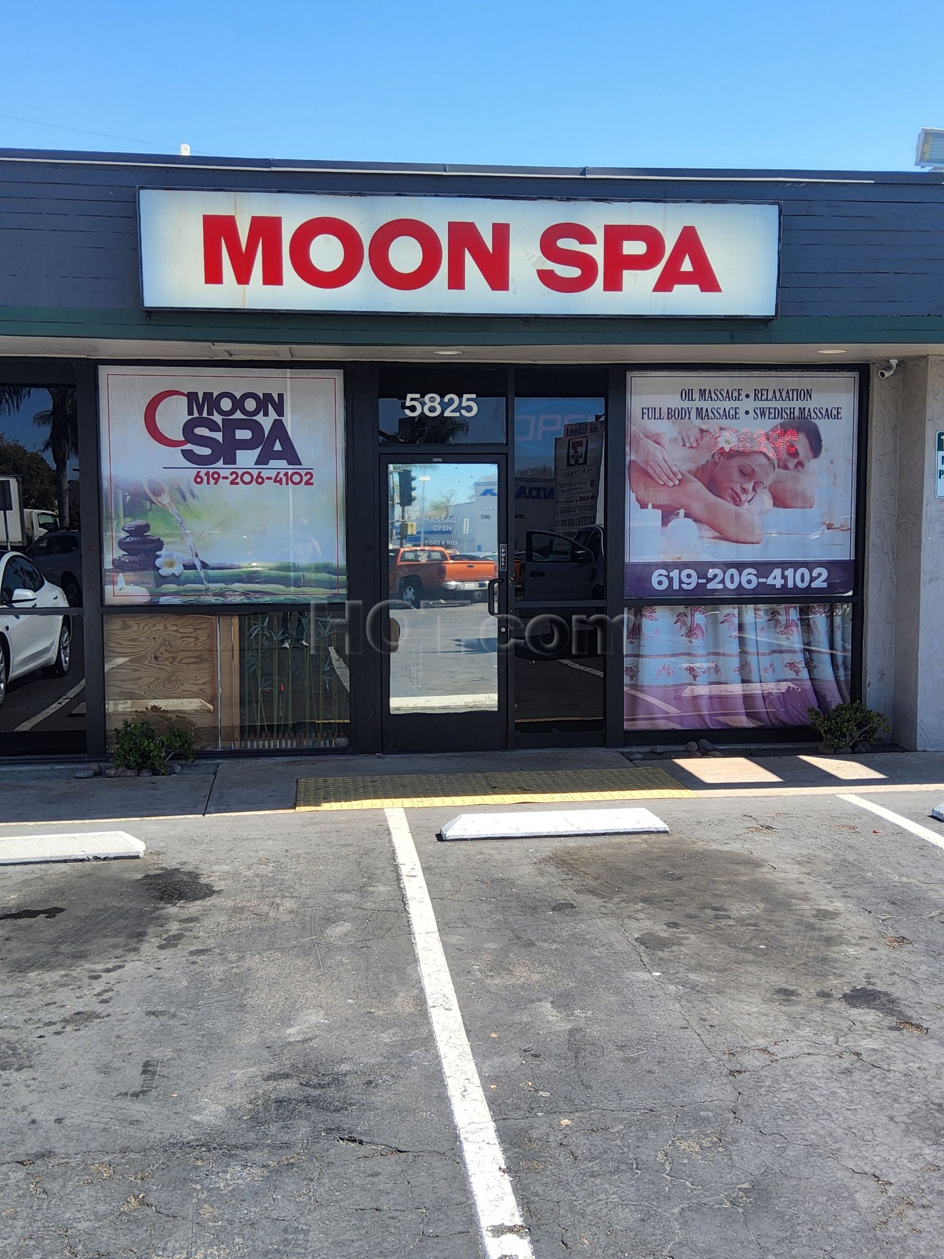 San Diego, California Moon Spa