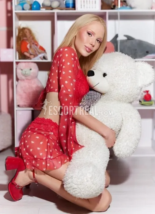 Escorts Rome, Italy (Lolita, agency Vip Escort)