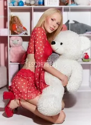 Escorts Rome, Italy (Lolita, agency Vip Escort)