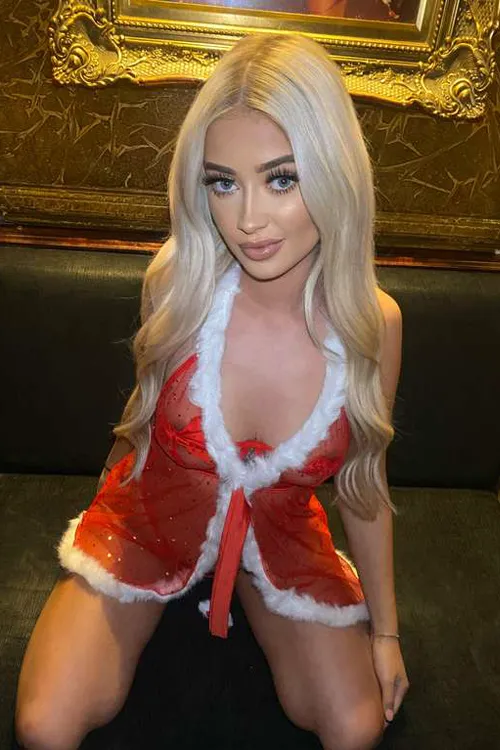 Escorts Berlin, Germany Dominica