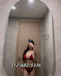 Escorts Chicago, Illinois 🟥OUTCALL🟥New SEXY Girl🟩⭐🟩