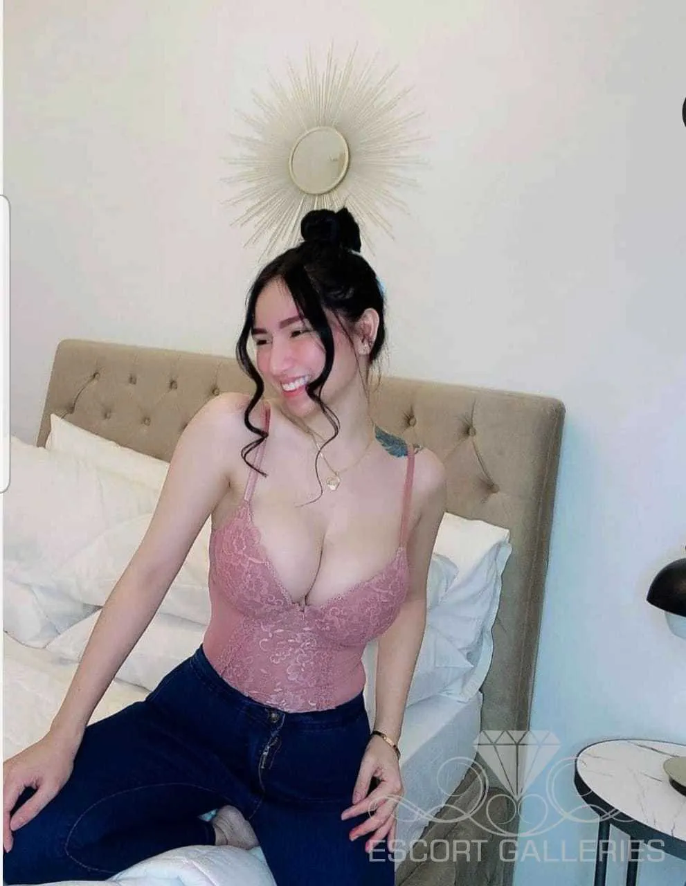 Escorts Al Ain City, United Arab Emirates Lora