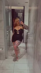 Escorts Edmonton, Alberta Nicole Jayy