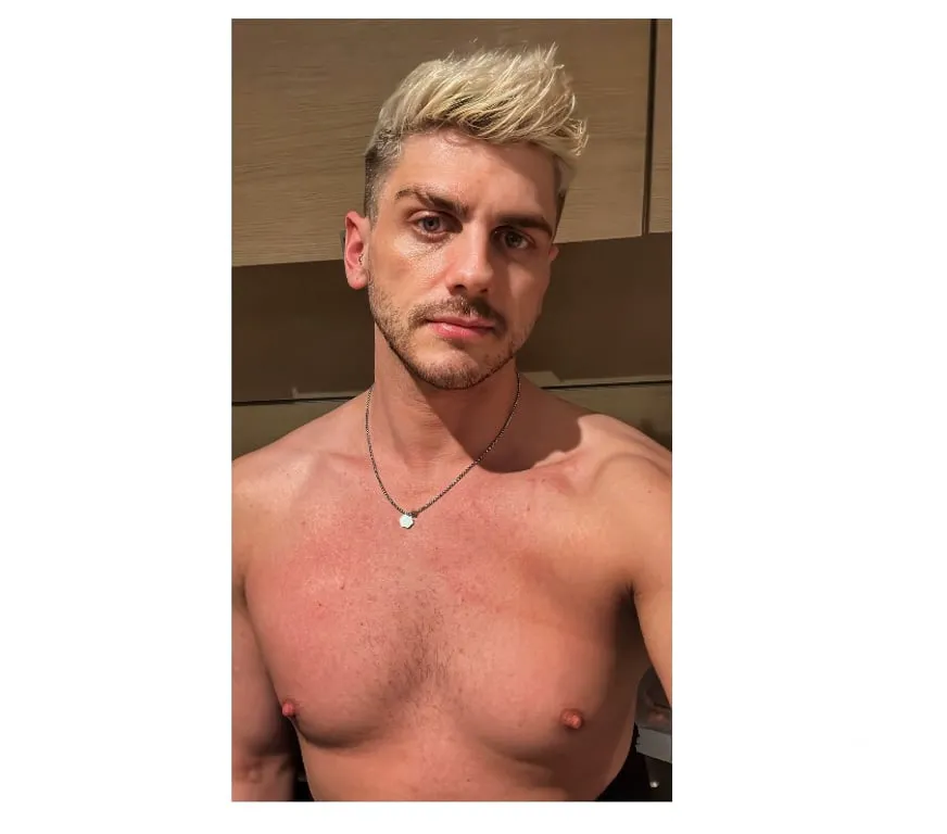Escorts Liverpool, England 6ft, XL & confident northerner. Avl for In Outcalls😉