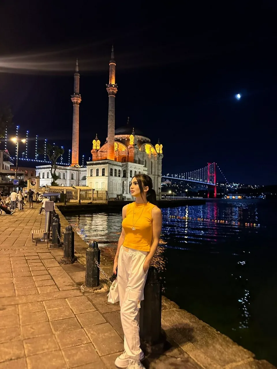 Escorts Istanbul, Turkey Samıra