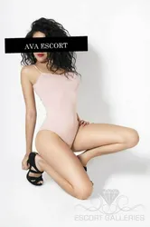 Escorts Dusseldorf, Germany Kiara