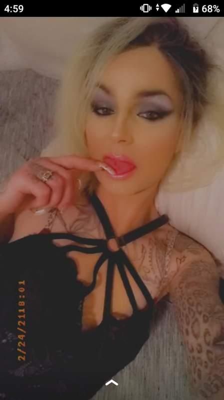 Escorts Dayton, Ohio new Content... Been at it ALL week.
