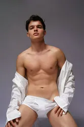 Escorts Chicago, Illinois Clark_boy