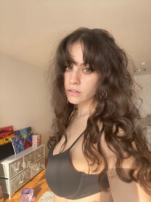 Escorts North York, Ontario Sarah Howard