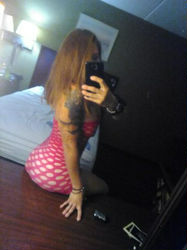 Escorts Tampa, Florida Horny MILF ready and waiting  42 -