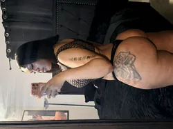 Escorts Queens, New York Tshassani Sutphin