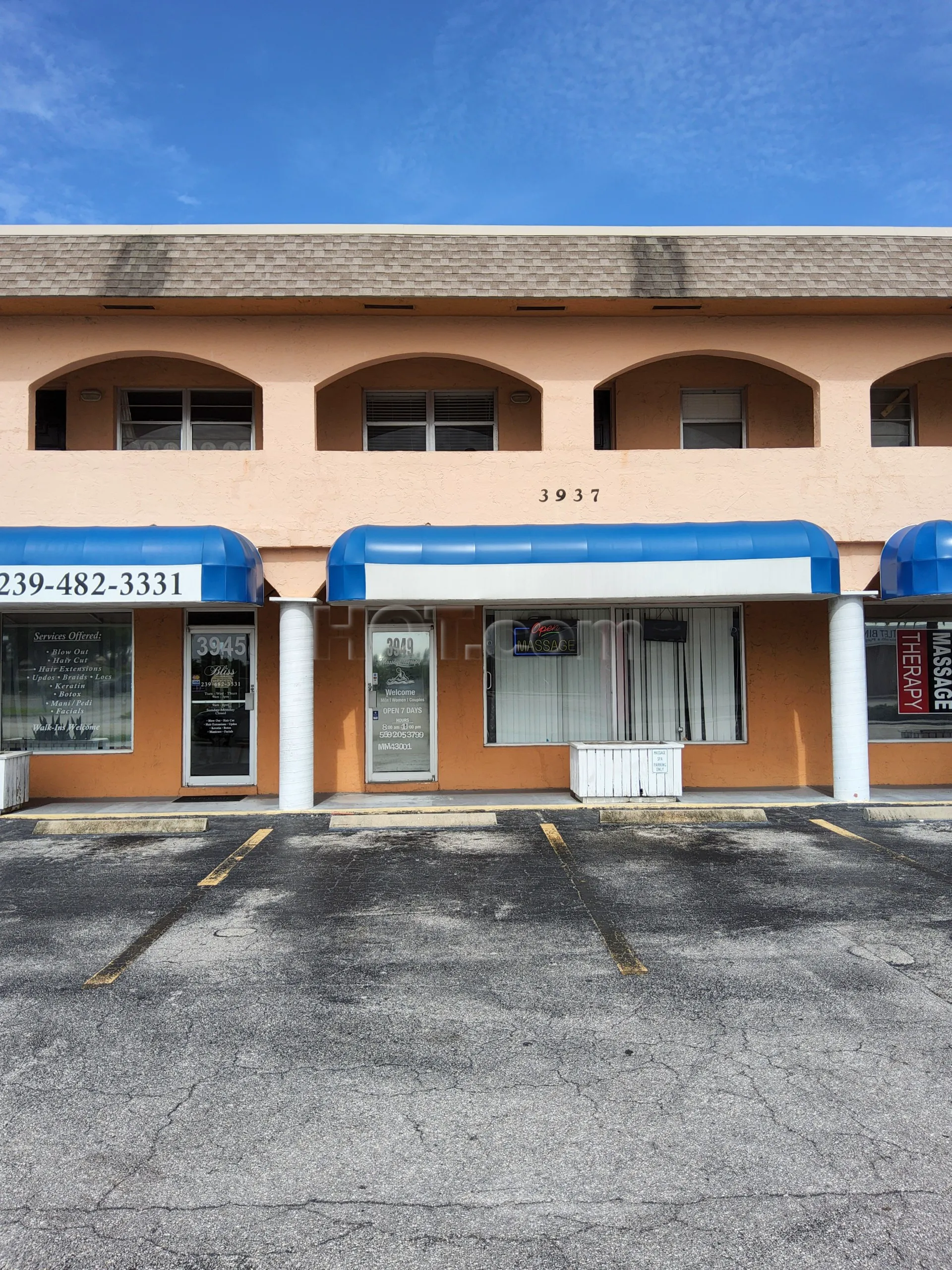 Fort Myers, Florida Shine Spa Massage