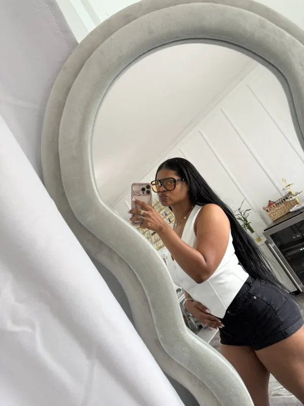 Escorts Louisville, Kentucky Scarlett