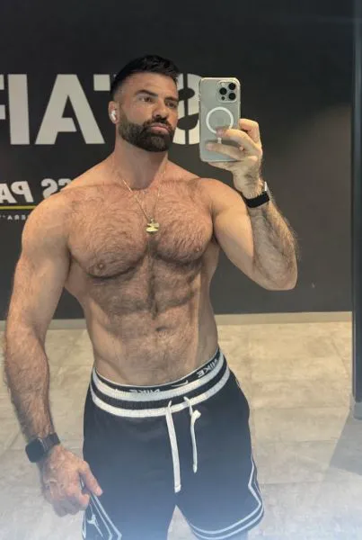 Escorts Barcelona, Spain DARIOOWEN