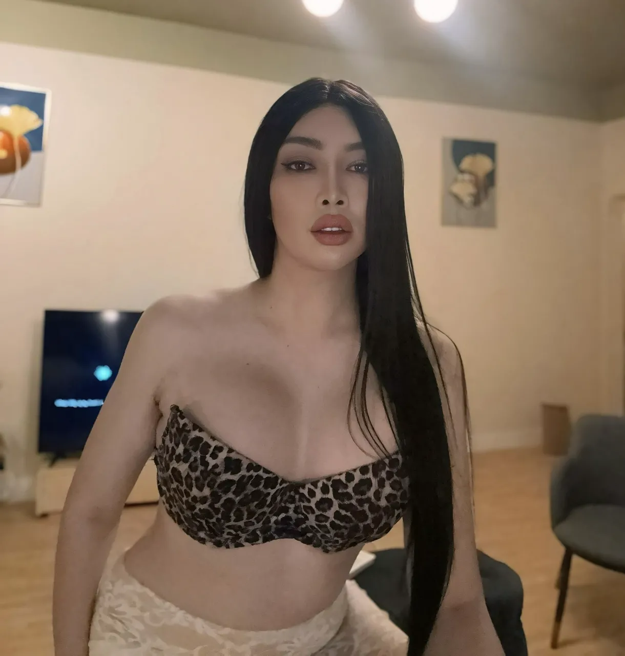 Escorts Japan Cara