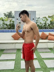 Escorts Manila, Philippines Its_Emman