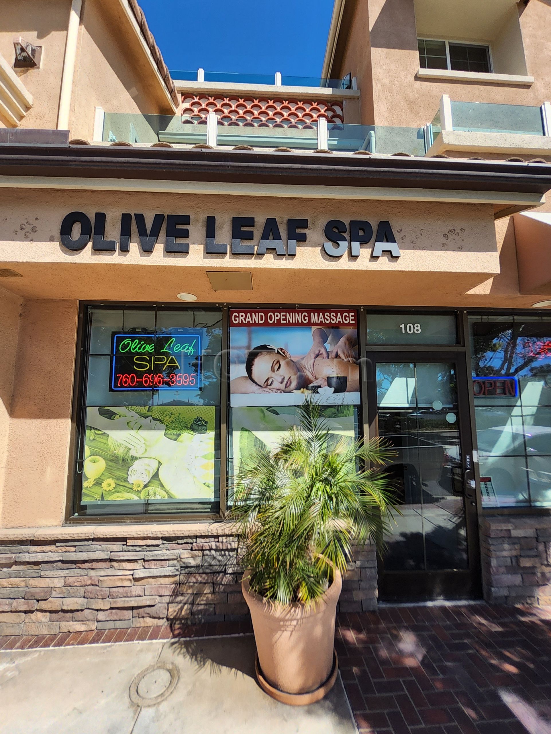 Carlsbad, California Olive Leaf Spa