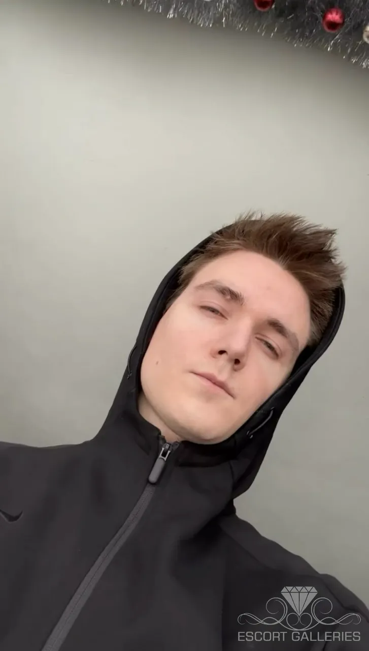 Escorts Kyiv, Ukraine OLEG