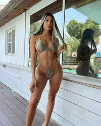 Escorts Doha, Qatar Lesley