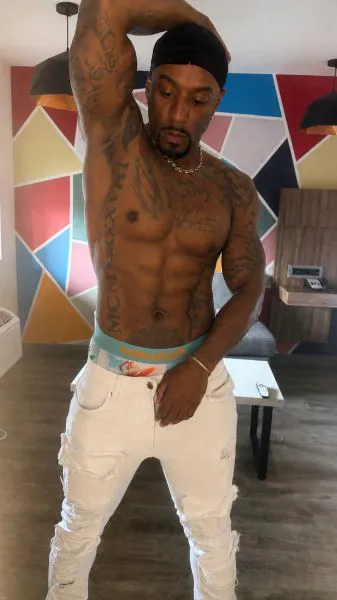 Escorts Houston, Texas HandsomelyTatted