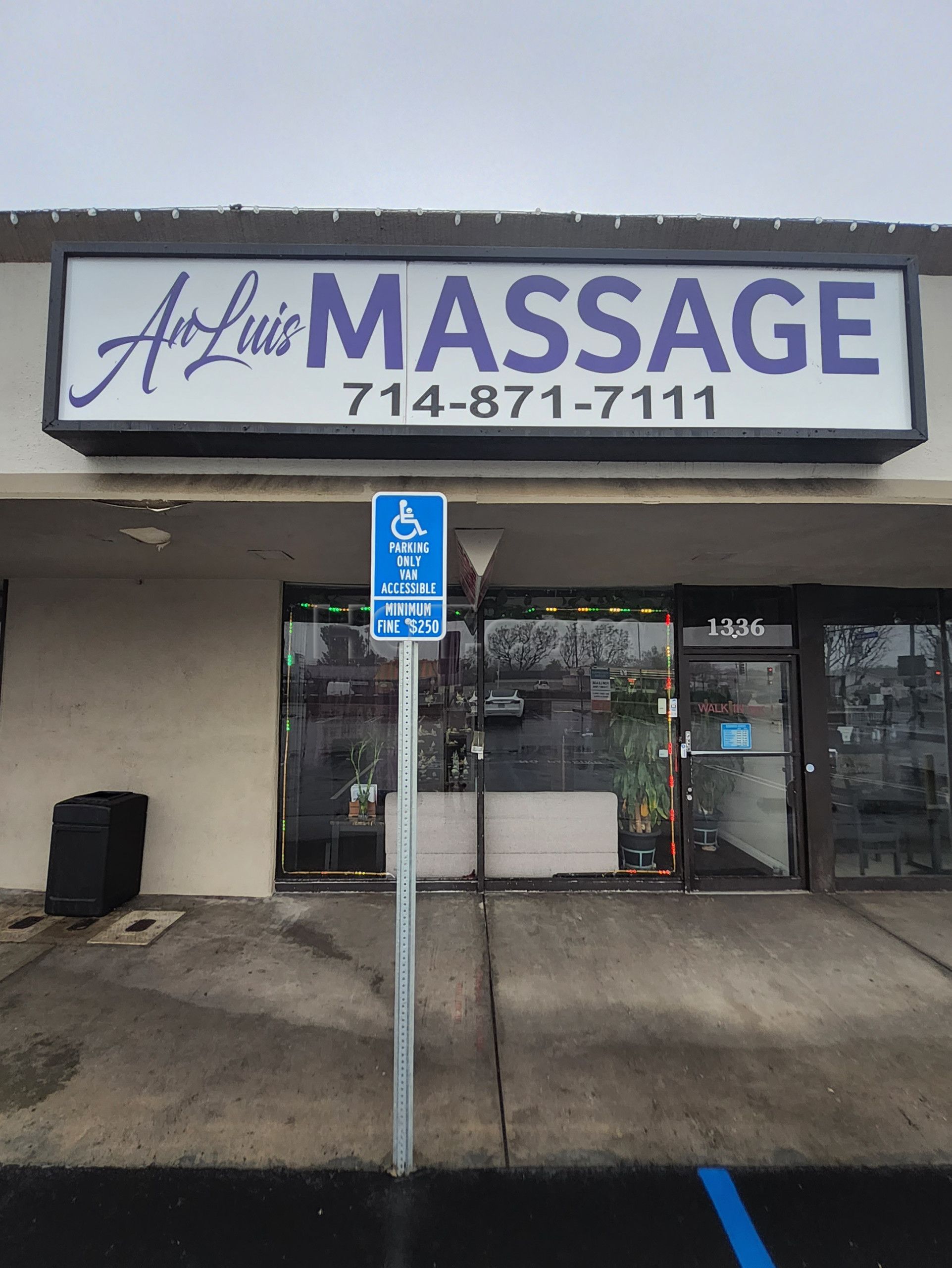 Fullerton, California An Luis Massage