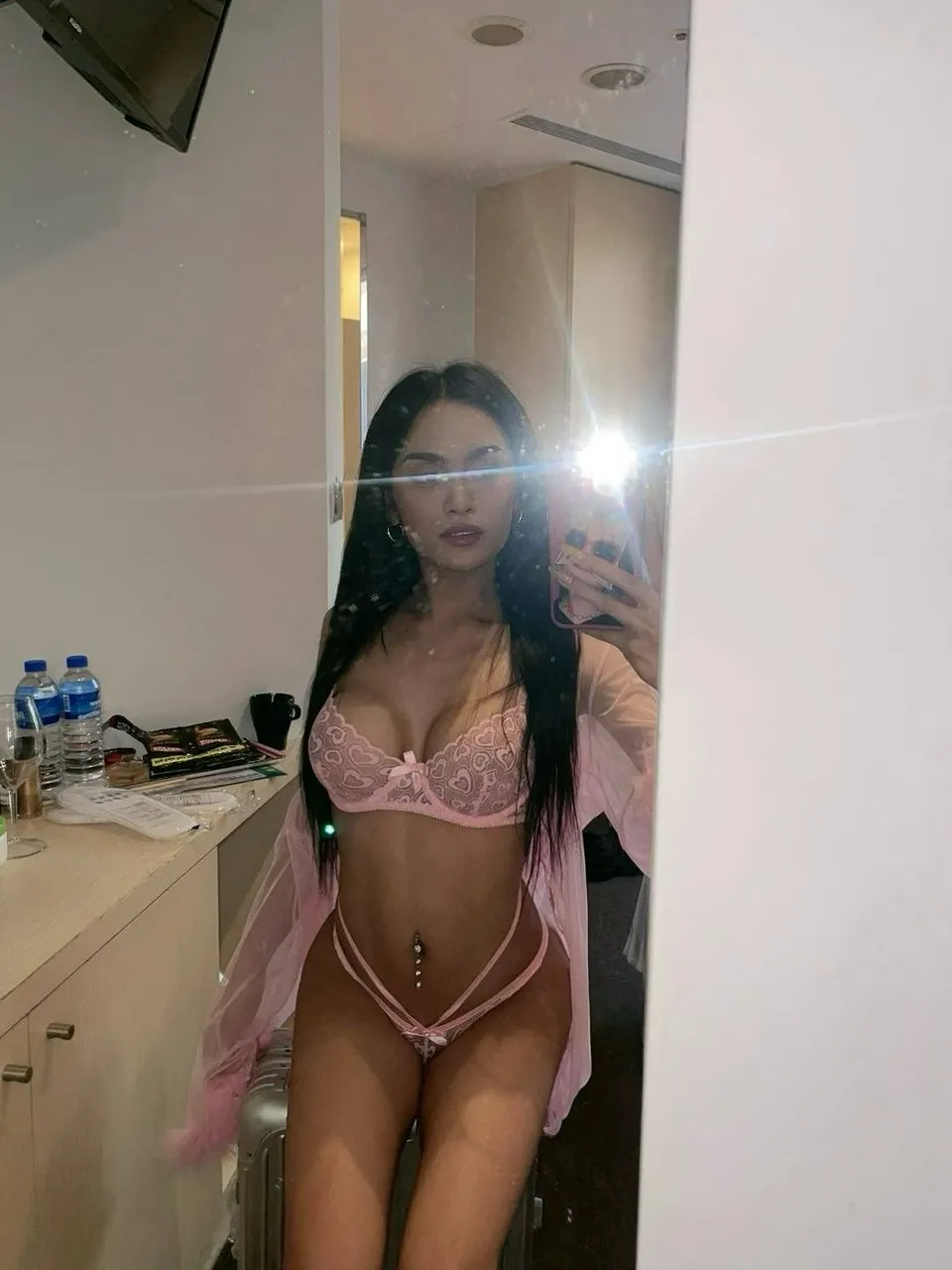 Escorts Manila, Philippines Kaitlyn Functional Overload to Cum!