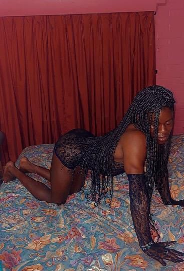 Escorts Dallas, Texas Fine Ass Petite Ebony Spinner 💥 soaking wet and Horny 💦 Cumm now 👅 .❤ (available now) Friday specialssss now CUMM TURNUP ALL NIGHT LONG .
