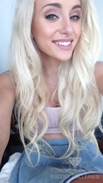 Escorts Lisbon, Portugal NaomiMelissa
