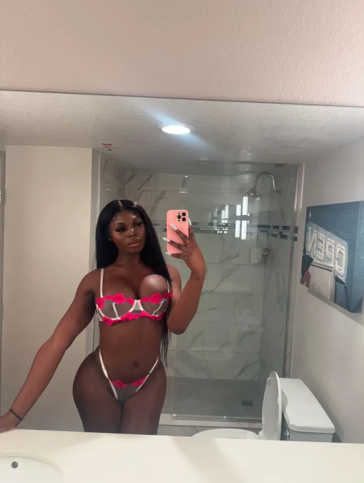 Escorts Brooklyn, New York Brooke