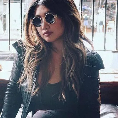 Escorts Singapore, Singapore Girlfriend Experience Escort Christine