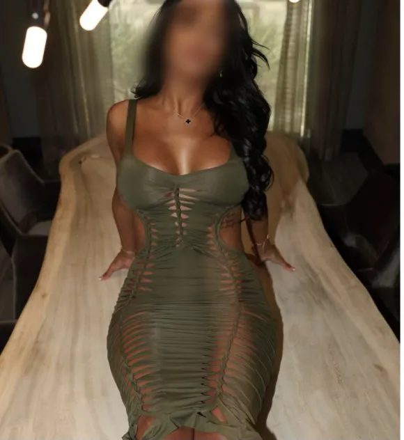 Escorts Chicago, Illinois Amira Rose