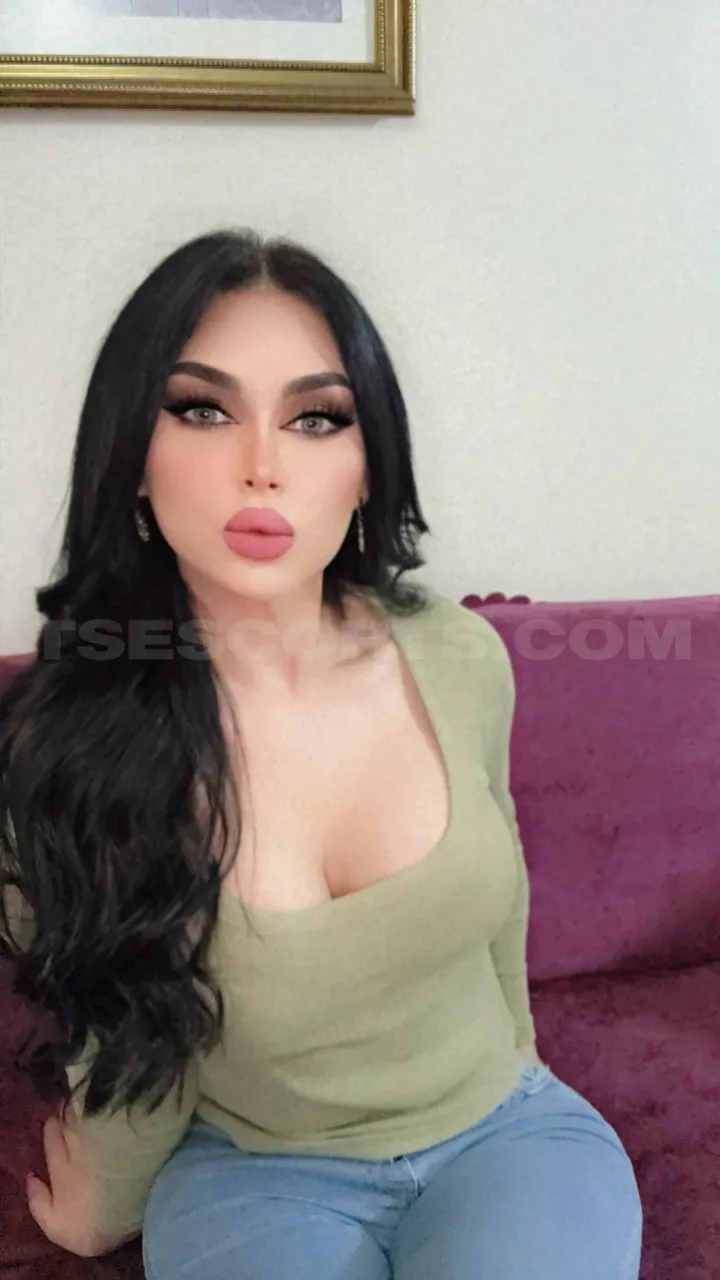 Escorts Istanbul, Turkey شيميل عربيه حنين