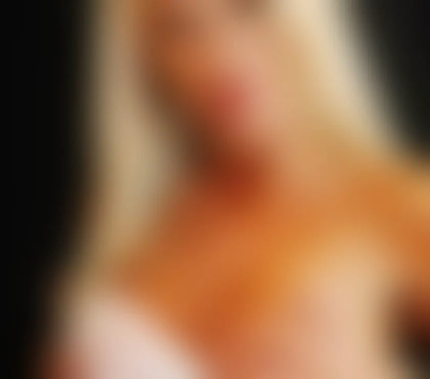 Escorts Brighton, England VIXEN_007 And a licence to frill✨️