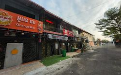 Phnom Penh, Cambodia Orange Bar