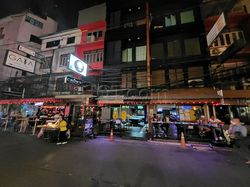 Beer Bar Bangkok, Thailand 8 Bar